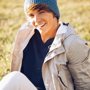 Javier Luna资料,Javier Luna最新歌曲,Javier LunaMV视频,Javier Luna音乐专辑,Javier Luna好听的歌