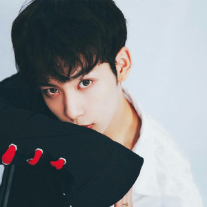 余明君资料,余明君最新歌曲,余明君MV视频,余明君音乐专辑,余明君好听的歌