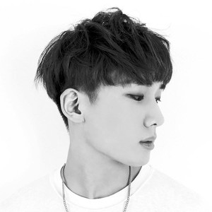 Ione资料,Ione最新歌曲,IoneMV视频,Ione音乐专辑,Ione好听的歌