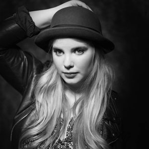 Samantha Savage Smith资料,Samantha Savage Smith最新歌曲,Samantha Savage SmithMV视频,Samantha Savage Smith音乐专辑,Samantha Savage Smith好听的歌