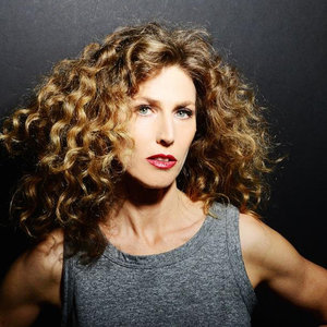 Sophie B.Hawkins