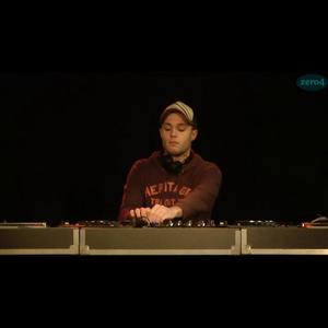 Chris Hingher资料,Chris Hingher最新歌曲,Chris HingherMV视频,Chris Hingher音乐专辑,Chris Hingher好听的歌