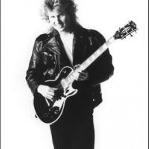 Rik Emmett