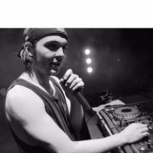 Ryland资料,Ryland最新歌曲,RylandMV视频,Ryland音乐专辑,Ryland好听的歌