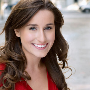 Lauren Jelencovich资料,Lauren Jelencovich最新歌曲,Lauren JelencovichMV视频,Lauren Jelencovich音乐专辑,Lauren Jelencovich好听的歌