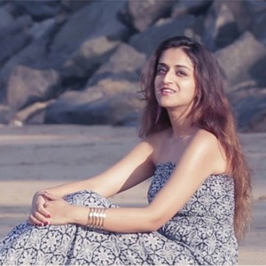 Neha Karode资料,Neha Karode最新歌曲,Neha KarodeMV视频,Neha Karode音乐专辑,Neha Karode好听的歌