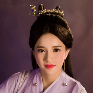 龙迦娜资料,龙迦娜最新歌曲,龙迦娜MV视频,龙迦娜音乐专辑,龙迦娜好听的歌