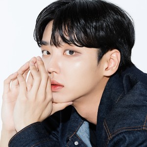 ESON资料,ESON最新歌曲,ESONMV视频,ESON音乐专辑,ESON好听的歌