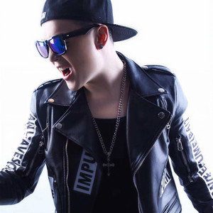 郝易资料,郝易最新歌曲,郝易MV视频,郝易音乐专辑,郝易好听的歌