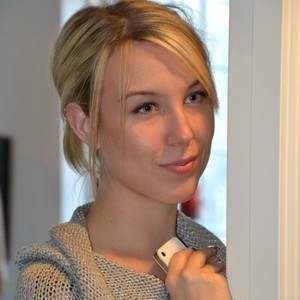 Hayley Aitken资料,Hayley Aitken最新歌曲,Hayley AitkenMV视频,Hayley Aitken音乐专辑,Hayley Aitken好听的歌