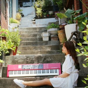 여운 (余云)资料,여운 (余云)最新歌曲,여운 (余云)MV视频,여운 (余云)音乐专辑,여운 (余云)好听的歌