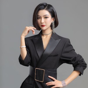 蓝万资料,蓝万最新歌曲,蓝万MV视频,蓝万音乐专辑,蓝万好听的歌