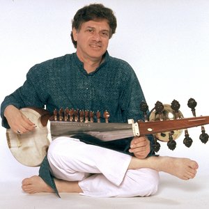 Rajeev Taranath资料,Rajeev Taranath最新歌曲,Rajeev TaranathMV视频,Rajeev Taranath音乐专辑,Rajeev Taranath好听的歌