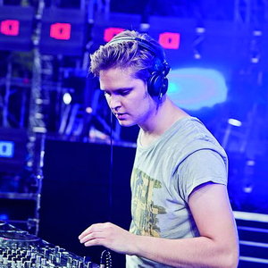 Jonas Stenberg资料,Jonas Stenberg最新歌曲,Jonas StenbergMV视频,Jonas Stenberg音乐专辑,Jonas Stenberg好听的歌