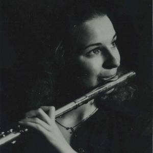 Manuela Wiesler资料,Manuela Wiesler最新歌曲,Manuela WieslerMV视频,Manuela Wiesler音乐专辑,Manuela Wiesler好听的歌