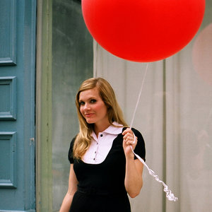 Andrea Lindsay资料,Andrea Lindsay最新歌曲,Andrea LindsayMV视频,Andrea Lindsay音乐专辑,Andrea Lindsay好听的歌