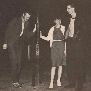 Young Marble Giants资料,Young Marble Giants最新歌曲,Young Marble GiantsMV视频,Young Marble Giants音乐专辑,Young Marble Giants好听的歌