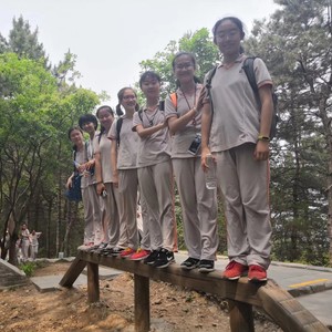 拾叁资料,拾叁最新歌曲,拾叁MV视频,拾叁音乐专辑,拾叁好听的歌