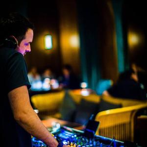 The Sunchasers资料,The Sunchasers最新歌曲,The SunchasersMV视频,The Sunchasers音乐专辑,The Sunchasers好听的歌