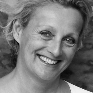 Anna Barry资料,Anna Barry最新歌曲,Anna BarryMV视频,Anna Barry音乐专辑,Anna Barry好听的歌