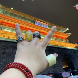 二宝资料,二宝最新歌曲,二宝MV视频,二宝音乐专辑,二宝好听的歌