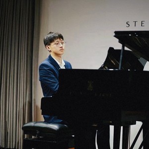 七成暮光资料,七成暮光最新歌曲,七成暮光MV视频,七成暮光音乐专辑,七成暮光好听的歌