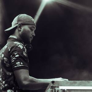 El Mukuka资料,El Mukuka最新歌曲,El MukukaMV视频,El Mukuka音乐专辑,El Mukuka好听的歌