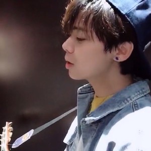 谭羽晨资料,谭羽晨最新歌曲,谭羽晨MV视频,谭羽晨音乐专辑,谭羽晨好听的歌