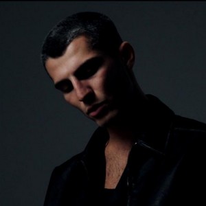 Charlie Jeer资料,Charlie Jeer最新歌曲,Charlie JeerMV视频,Charlie Jeer音乐专辑,Charlie Jeer好听的歌