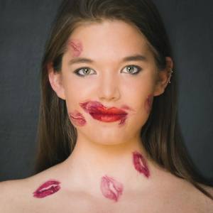 Carla Merchant资料,Carla Merchant最新歌曲,Carla MerchantMV视频,Carla Merchant音乐专辑,Carla Merchant好听的歌