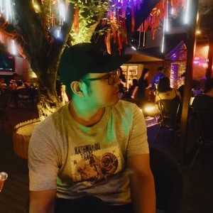 周二亮资料,周二亮最新歌曲,周二亮MV视频,周二亮音乐专辑,周二亮好听的歌