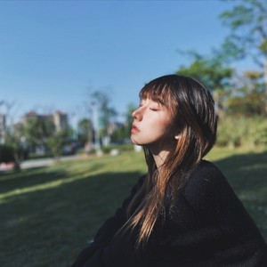 张艳翎资料,张艳翎最新歌曲,张艳翎MV视频,张艳翎音乐专辑,张艳翎好听的歌