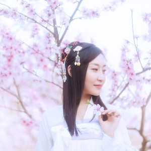 李雨橙资料,李雨橙最新歌曲,李雨橙MV视频,李雨橙音乐专辑,李雨橙好听的歌