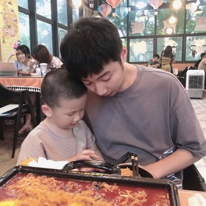 刘挽澜资料,刘挽澜最新歌曲,刘挽澜MV视频,刘挽澜音乐专辑,刘挽澜好听的歌