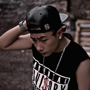 杨念融资料,杨念融最新歌曲,杨念融MV视频,杨念融音乐专辑,杨念融好听的歌