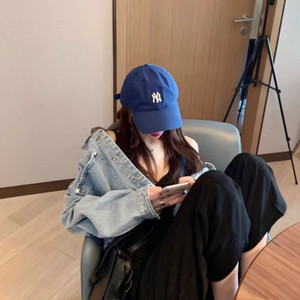 云馨资料,云馨最新歌曲,云馨MV视频,云馨音乐专辑,云馨好听的歌