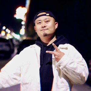 张雪峰资料,张雪峰最新歌曲,张雪峰MV视频,张雪峰音乐专辑,张雪峰好听的歌