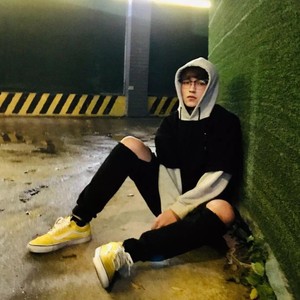 JY资料,JY最新歌曲,JYMV视频,JY音乐专辑,JY好听的歌