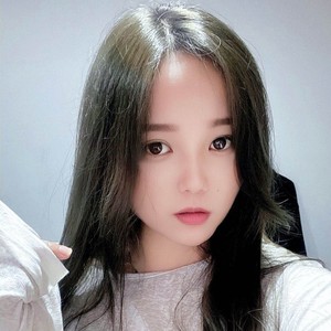 蓝天白裙少女资料,蓝天白裙少女最新歌曲,蓝天白裙少女MV视频,蓝天白裙少女音乐专辑,蓝天白裙少女好听的歌