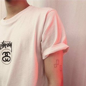 石玮资料,石玮最新歌曲,石玮MV视频,石玮音乐专辑,石玮好听的歌