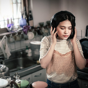 雍巧筠资料,雍巧筠最新歌曲,雍巧筠MV视频,雍巧筠音乐专辑,雍巧筠好听的歌