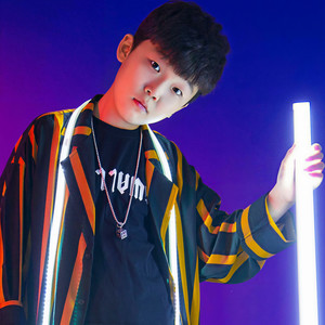 厉睿哲资料,厉睿哲最新歌曲,厉睿哲MV视频,厉睿哲音乐专辑,厉睿哲好听的歌