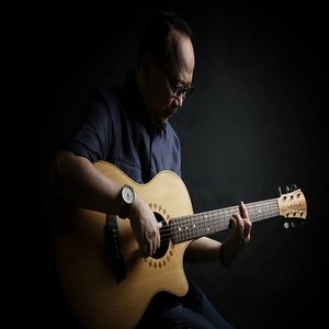 Ebiet G. Ade资料,Ebiet G. Ade最新歌曲,Ebiet G. AdeMV视频,Ebiet G. Ade音乐专辑,Ebiet G. Ade好听的歌