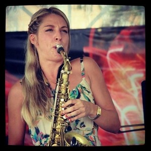 Hailey Niswanger资料,Hailey Niswanger最新歌曲,Hailey NiswangerMV视频,Hailey Niswanger音乐专辑,Hailey Niswanger好听的歌