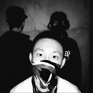 Thirty Three资料,Thirty Three最新歌曲,Thirty ThreeMV视频,Thirty Three音乐专辑,Thirty Three好听的歌