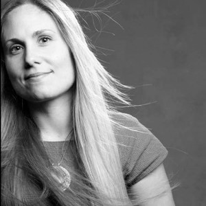 Angela Ambrosini资料,Angela Ambrosini最新歌曲,Angela AmbrosiniMV视频,Angela Ambrosini音乐专辑,Angela Ambrosini好听的歌