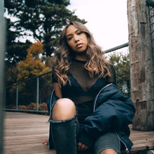 Olivia Escuyos资料,Olivia Escuyos最新歌曲,Olivia EscuyosMV视频,Olivia Escuyos音乐专辑,Olivia Escuyos好听的歌