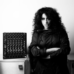 Nicole Moudaber资料,Nicole Moudaber最新歌曲,Nicole MoudaberMV视频,Nicole Moudaber音乐专辑,Nicole Moudaber好听的歌