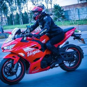 落落资料,落落最新歌曲,落落MV视频,落落音乐专辑,落落好听的歌