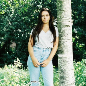 Liv Dawson资料,Liv Dawson最新歌曲,Liv DawsonMV视频,Liv Dawson音乐专辑,Liv Dawson好听的歌